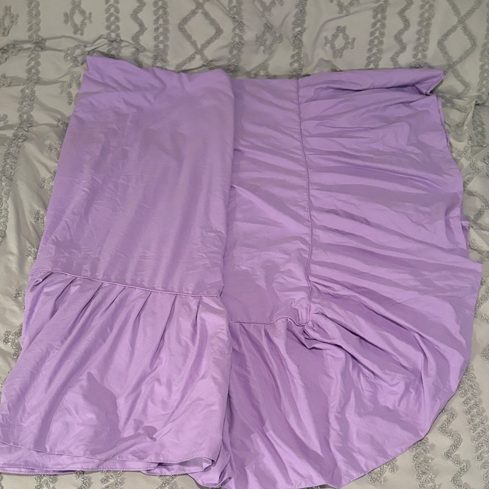 Lavender Full Sized Bed Skirt